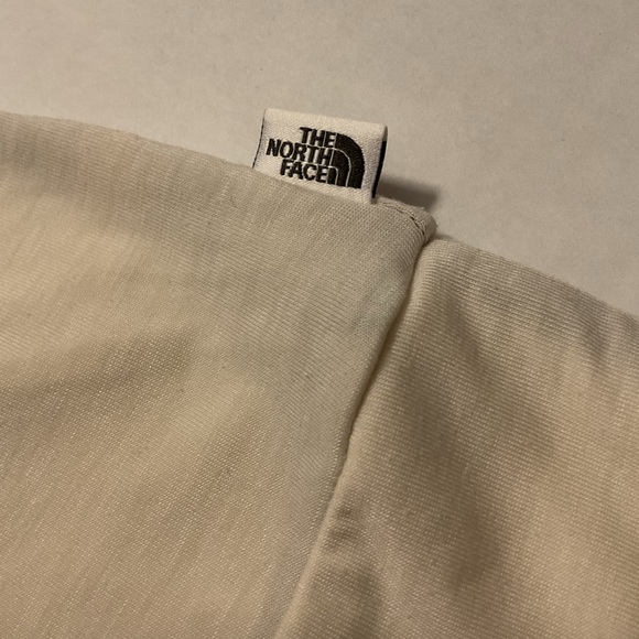 The North Face Women’s Henley Pullover Hoodie Ivory - Picture 6 of 12